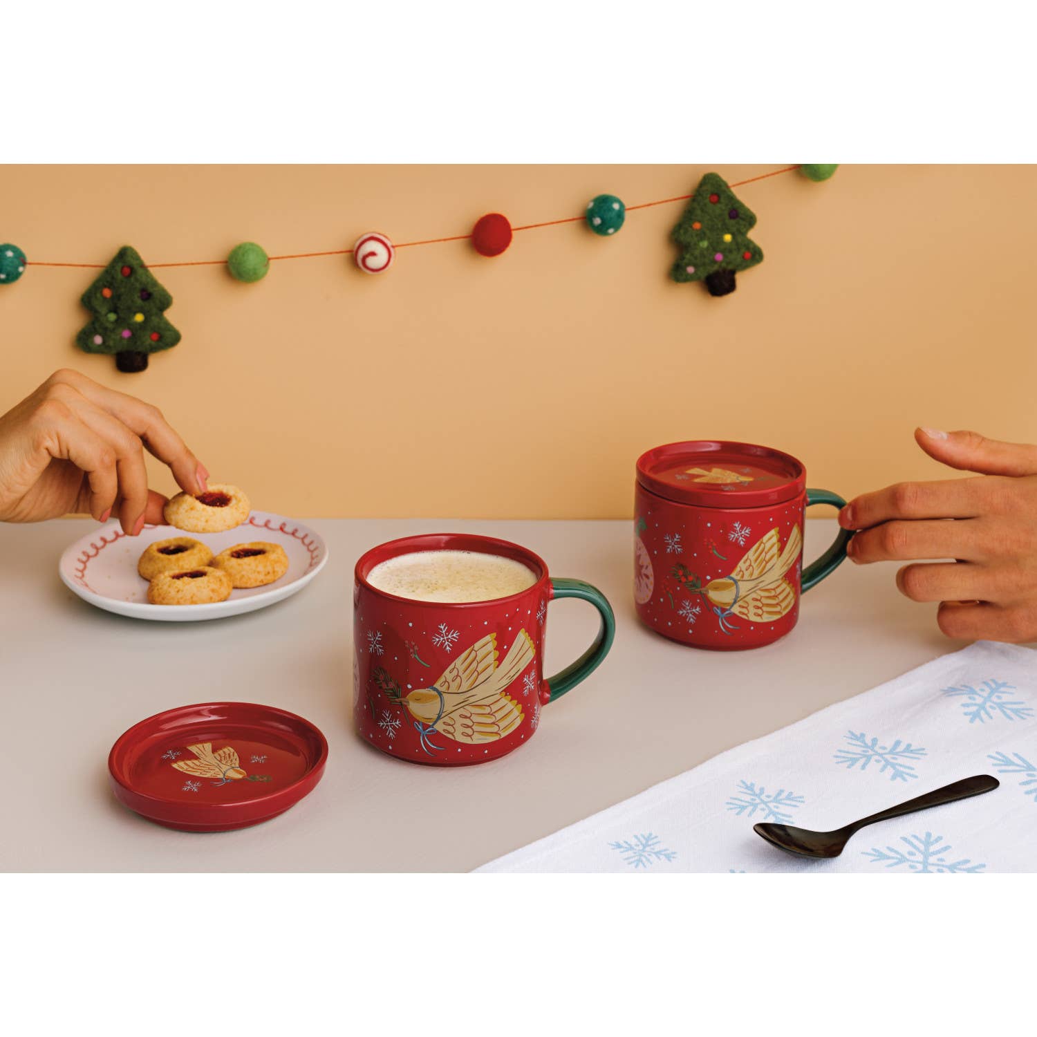Bowtique Appetizer Plates Set of 4
