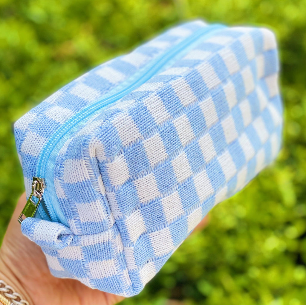 Checkered Cosmetic Bag - Stylish & Durable Makeup Organizer