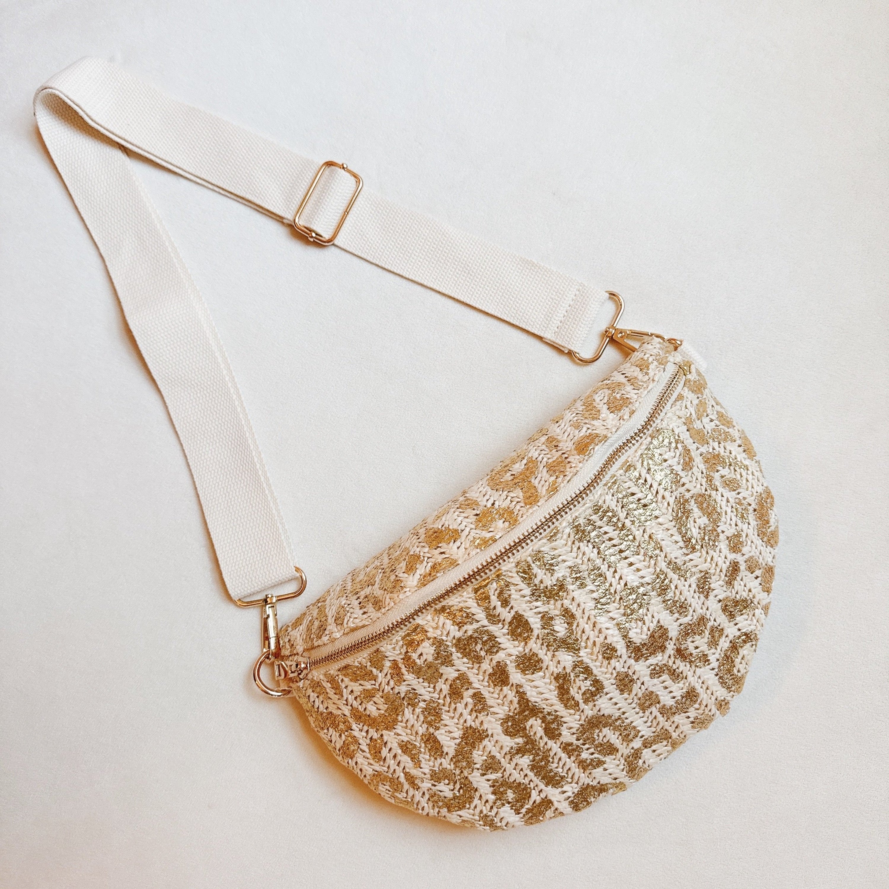 Trendy Leopard Sling Bag - Edge Breeze Cheetah Belt