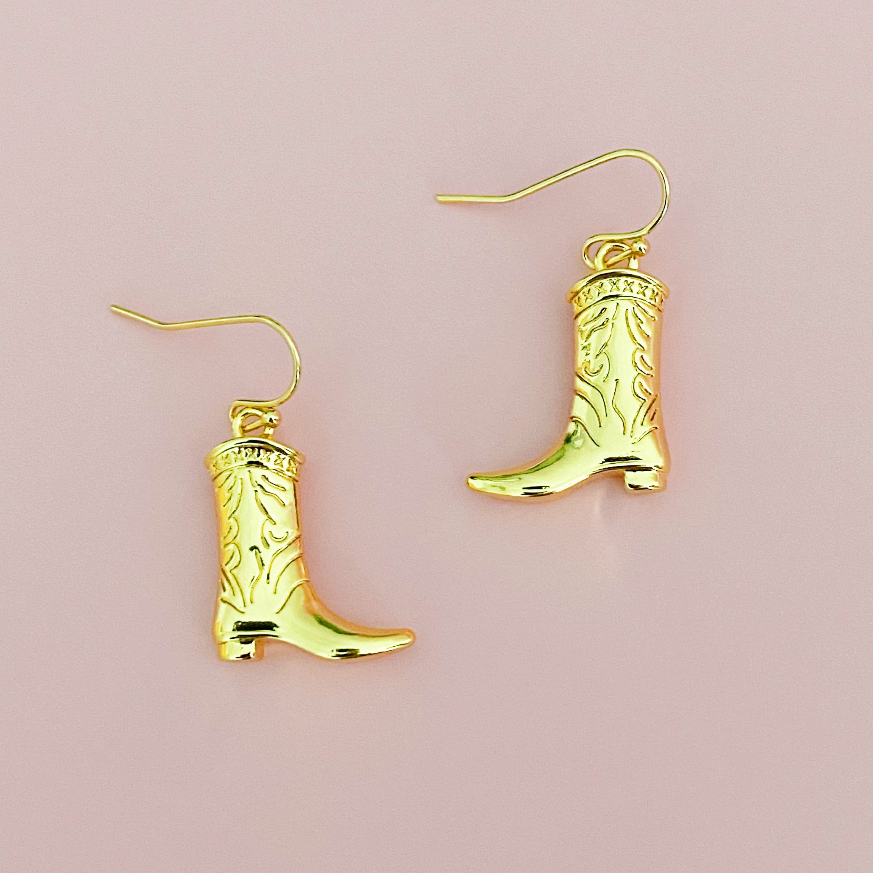 Stylish Cowgirl Bootie Dangle Earrings with Western Flair