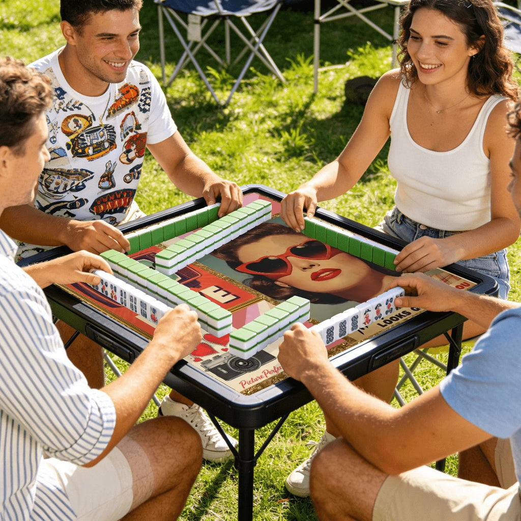 Funny Mini Mahjong Travel Mat, Mahjong Looks Good On You (Ship Rolled up)