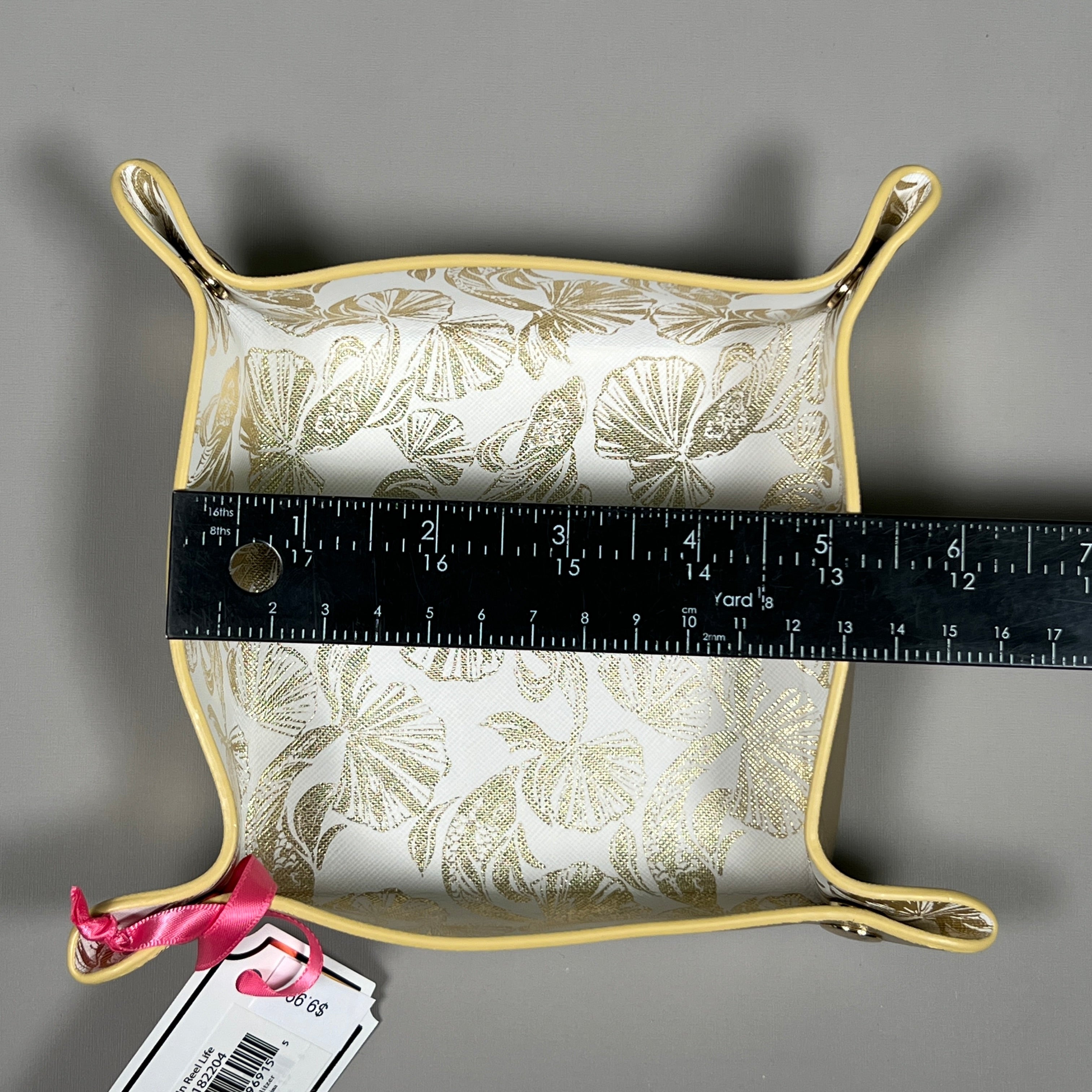 LILLY PULITZER Gold Leatherette Jewelry Organizer In Reel Life