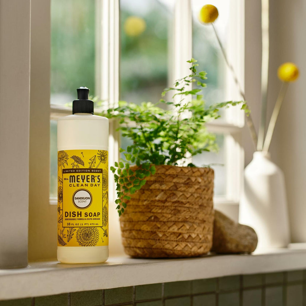 Mrs. MEYER'S CLEAN DAY Liquid Dish Soap Dandelion Scent 16oz Bottle